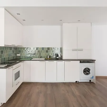 Sb1 - 2 Bedroom In Historic Center Saragoça