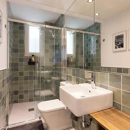 Sb1 - 2 Bedroom In Historic Center Saragoça